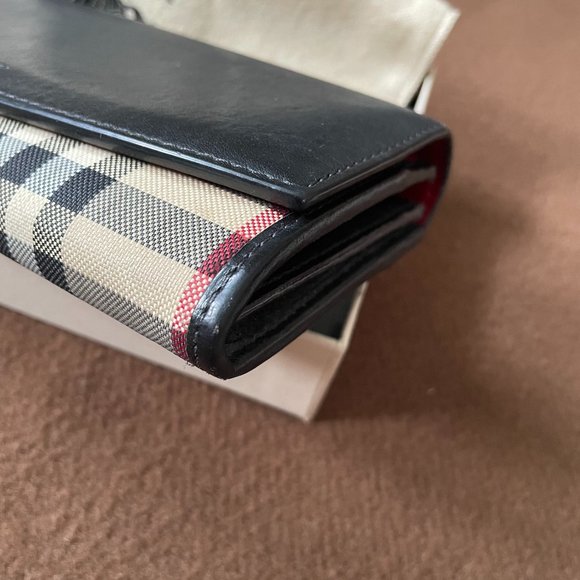 Burberry Vintage Check and Leather Continental Wallet - Picture 5 of 8